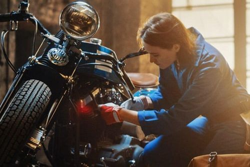 Mẹo tiết kiệm xăng khi đi xe máy