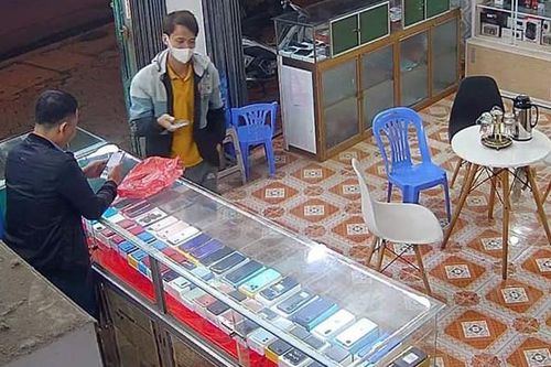 Nguyên nhân bất ngờ vụ cướp điện thoại ở Lai Châu