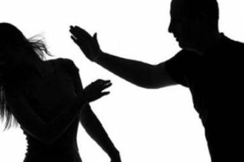 Hành hung vợ, người chồng bị xử phạt 7,5 triệu đồng