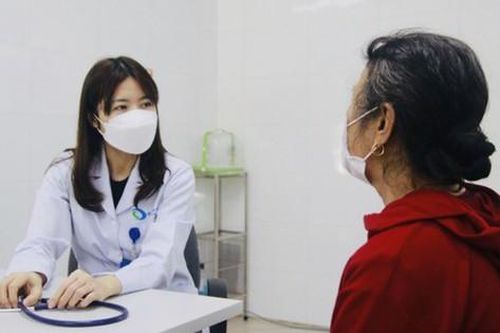 Triển khai nghiên cứu các vấn đề sức khỏe liên quan đến COVID-19