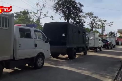 'Đánh sập' đường dây sản xuất ma túy 'nước vui', bắt giữ 10 đối tượng