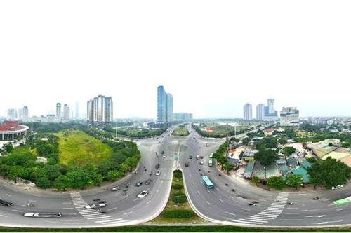 Cận cảnh nút giao không có vòng xuyến và đèn đỏ ở Hà Nội