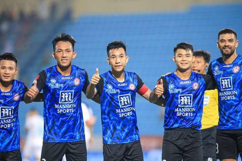 CLB TP Hồ Chí Minh 'dậy sóng', nợ cầu thủ và trợ lý hơn 30 tỷ