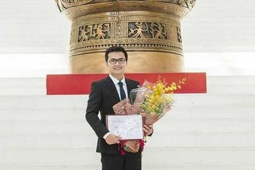 Anh Trần Xuân Bách được công nhận chức danh Giáo sư năm 2023