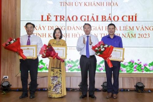 Lễ trao Giải báo chí về Xây dựng Đảng tỉnh Khánh Hòa lần thứ 3 năm 2023
