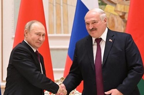 Tổng thống Putin tới Belarus họp bàn với liên minh quân sự CSTO