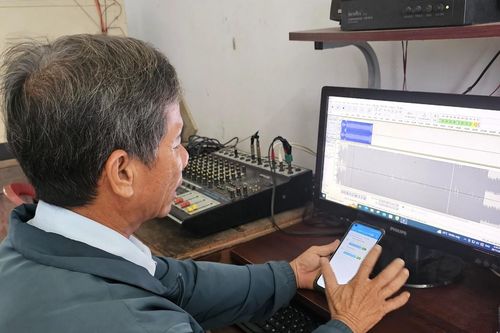 Đài truyền thanh thông minh phủ sóng xã, phường giúp giảm nghèo về thông tin