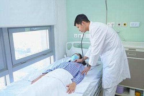Cứu sống nữ sinh đứt phế quản do ô tô tải 1,5 tấn đè lên ngực