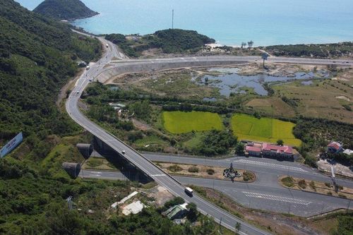 Phân luồng giao thông qua hầm Cổ Mã để thực tập cứu nạn, cứu hộ