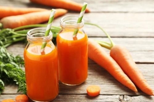 Ăn cà rốt liên tục trong 3 tháng để giảm cân, cơ thể người phụ nữ có sự thay đổi đáng kinh ngạc