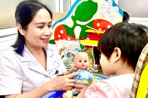 Để những 'bông hoa khuyết cánh' được hòa nhập