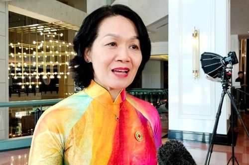 Chủ tịch Hội Chữ thập đỏ Việt Nam: 'Tăng cường vai trò của nữ thanh niên, tình nguyện viên trong công tác nhân đạo'
