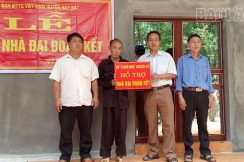 Huyện Bát Xát: Trên 940 triệu đồng ủng hộ Quỹ 'Vì người nghèo' năm 2023