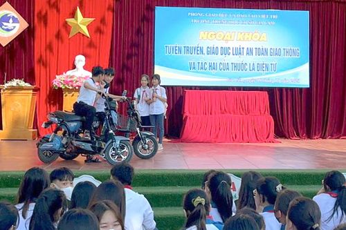 Đẩy mạnh tuyên truyền pháp luật về trật tự, an toàn giao thông
