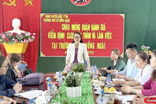 Học và làm theo Bác thiết thực, hiệu quả