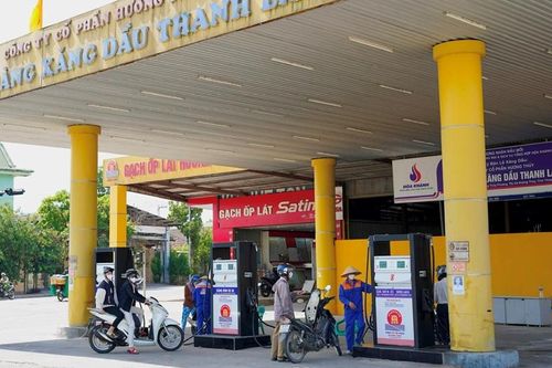 Giá xăng, dầu tiếp tục giảm
