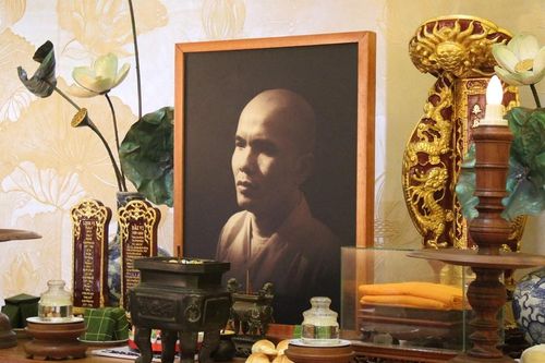 Tưởng niệm 4 năm ngày Trí Quang Thượng nhân viên tịch, thăm lại 'Dư hương thất' tại chùa Từ Đàm