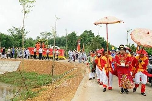 Phục dựng, tôn vinh hệ thống di tích Chúa Nguyễn gắn với phát triển du lịch