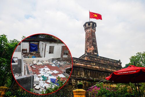Hình ảnh không đẹp mắt ở di tích lịch sử văn hóa Cột cờ Hà Nội