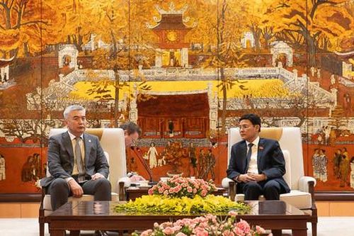 Thúc đẩy giao lưu, trao đổi kinh nghiệm hoạt động HĐND giữa Hà Nội và các địa phương của Mông Cổ