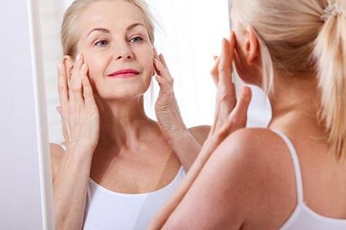 Thiếu vitamin E gây hại gì cho da và cách bổ sung