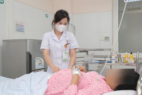 Hà Nội: Cấp cứu một sản phụ mang thai 35 tuần bị tiền sản giật nặng