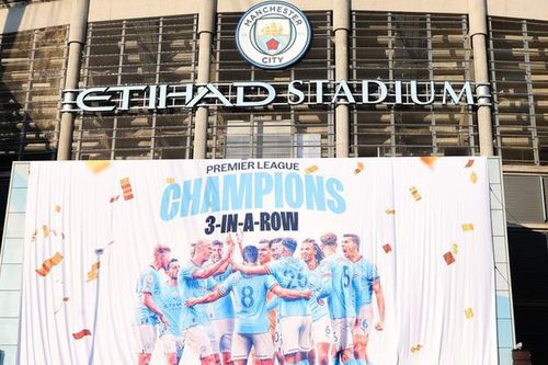 Những cạm bẫy thất bại chờ Man City trước cuộc đối đầu với Liverpool