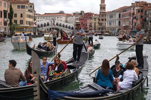 Italy: Venice thí điểm thu phí tham quan vào năm 2024 để bảo vệ di sản thế giới