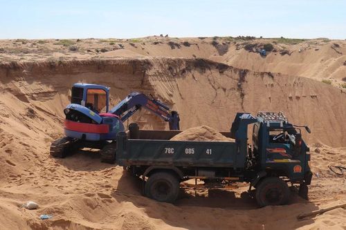 Phú Yên: Rà soát, xử lý việc giá đá, cát... nhiễu loạn thị trường