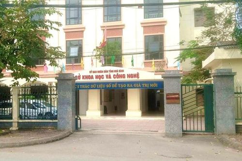 Kỷ luật Phó Giám đốc Sở Khoa học và Công nghệ tỉnh Hòa Bình