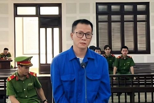 Nhân viên ngân hàng lĩnh 12 năm tù vì chiếm đoạt tiền vay vốn của khách