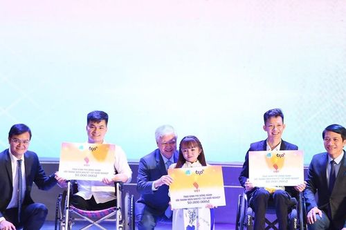 Tỏa sáng Nghị lực Việt 2023: Tuyên dương 35 gương thanh niên khuyết tật tiêu biểu