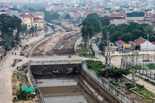 Dân Hà Nội khốn khổ với dự án hơn 7.000 tỷ thi công kiểu... rùa bò