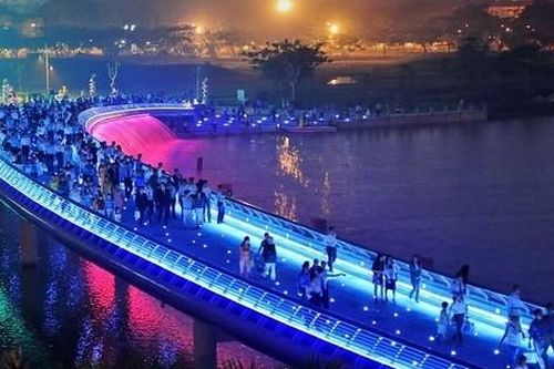 Hồ Bán Nguyệt - Cầu Ánh Sao Phú Mỹ Hưng sẽ trở thành chợ đêm