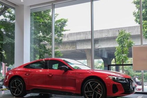 Nhiều hãng xe sang muốn thúc đẩy ô tô điện tại Việt Nam
