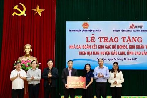VMPCo trao tặng 50 nhà Đại đoàn kết tại Bảo Lâm, Cao Bằng