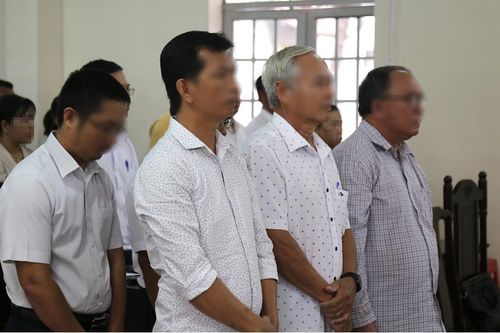 Xét xử nguyên Chủ tịch UBND huyện Xuyên Mộc và đồng phạm
