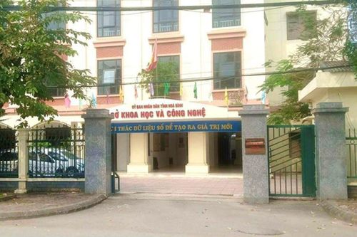 Kỷ luật Phó Giám đốc Sở Khoa học và Công nghệ tỉnh Hòa Bình