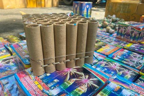 Khởi tố nhóm vận chuyển, buôn bán, tàng trữ pháo nổ liên tỉnh
