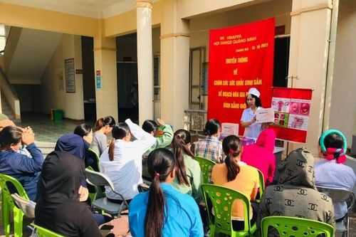 Hội KHHGĐ tỉnh Quảng Ninh tổ chức khám dịch vụ lưu động lồng ghép truyền thông
