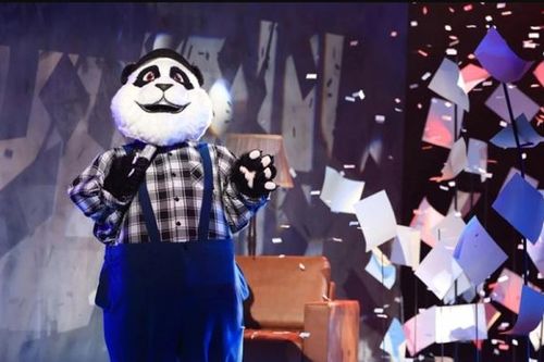 Bố Gấu Hoàng Hải: Màn lộ diện 'cứu' The Masked Singer 2