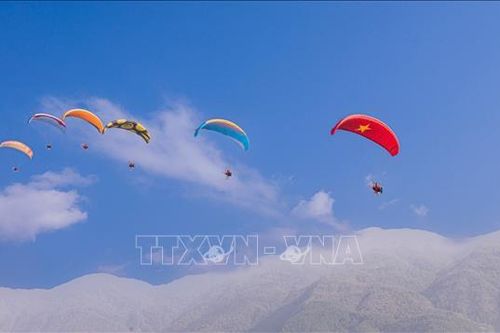Khai mạc Giải Dù lượn đường trường PuTaLeng Việt Nam mở rộng