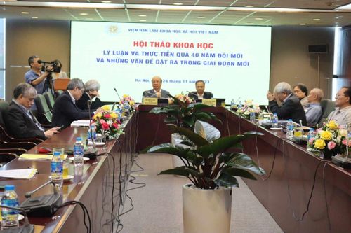 Lý luận và thực tiễn qua 40 năm đổi mới, những vấn đề đặt ra trong giai đoạn mới