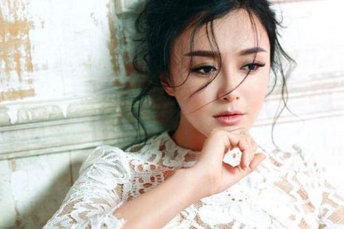 Màn 'bật' chồng dứt khoát và lạnh lùng đến nỗi cứu vãn cả một cuộc hôn nhân: 'Tình yêu không có chỗ cho sự khiêm tốn và tiết kiệm'