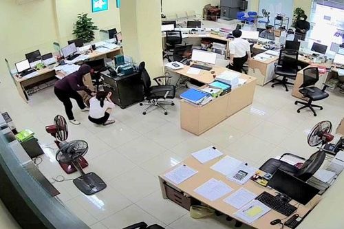 Không để tội phạm sử dụng súng gây án