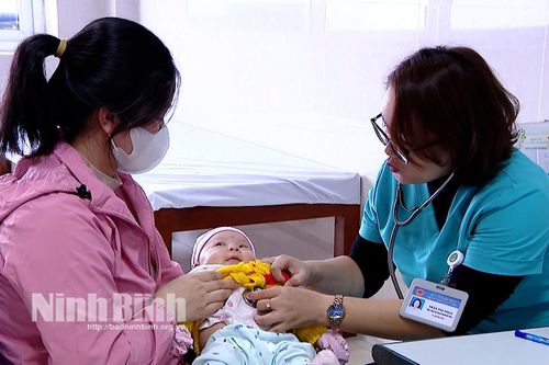 Bệnh viện Sản Nhi Ninh Bình: Nâng cao chất lượng khám dinh dưỡng