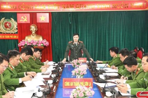 Đẩy mạnh phong trào thi đua 'Vì an ninh Tổ quốc'