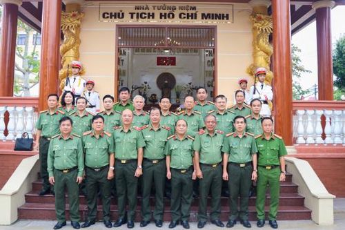 Cụm thi đua số 9 tổng kết phong trào Vì an ninh Tổ quốc năm 2023