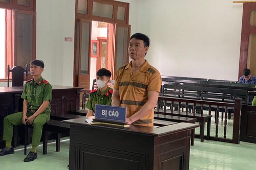 Phú Yên: Nhậu say rồi tạt xăng đốt vợ cũ, người đàn ông lãnh án