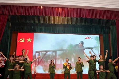 Quận Nam Từ Liêm tổ chức chung khảo Hội thi Bí thư chi bộ giỏi